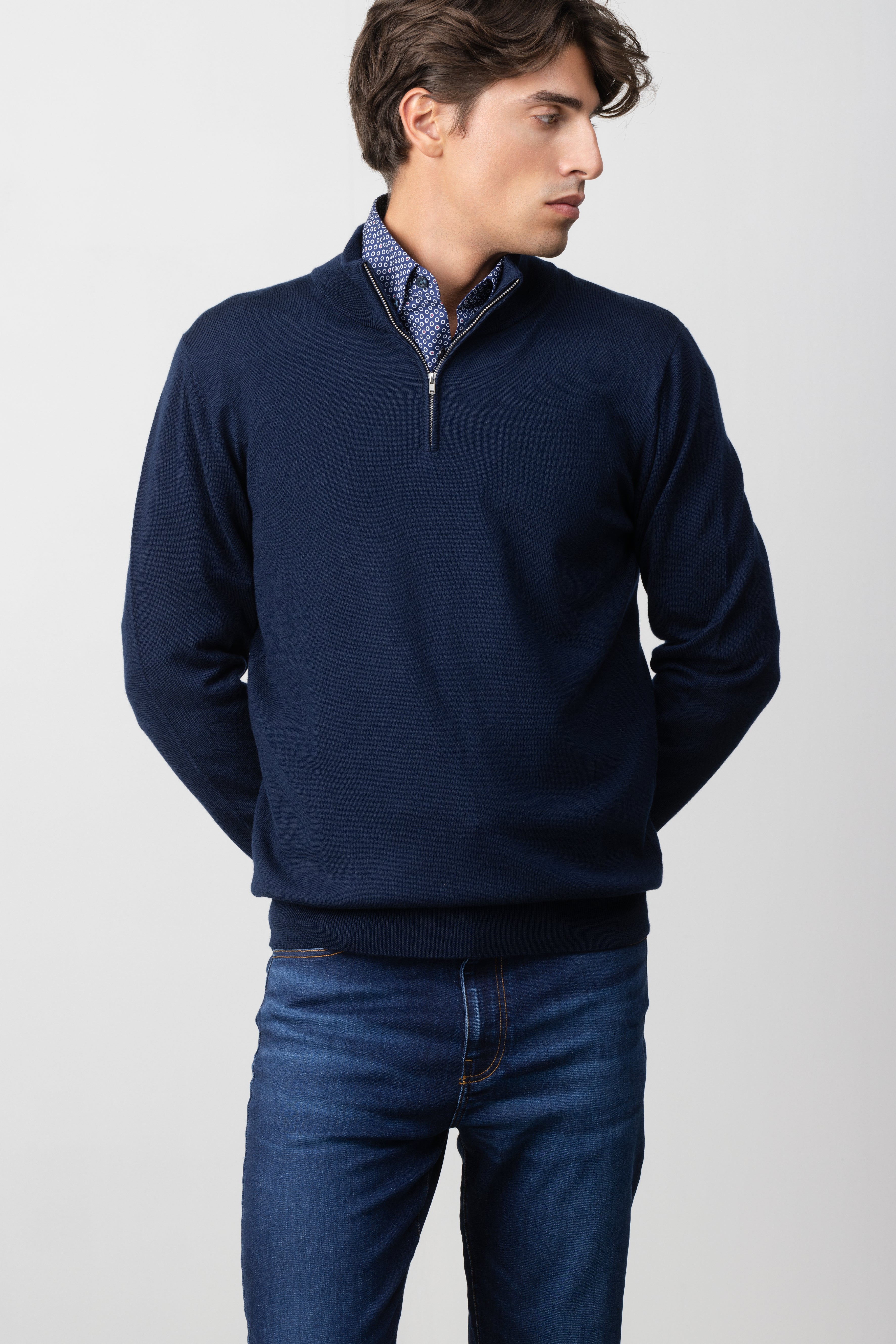 MERINO WOOL ZIP UP SWEATER