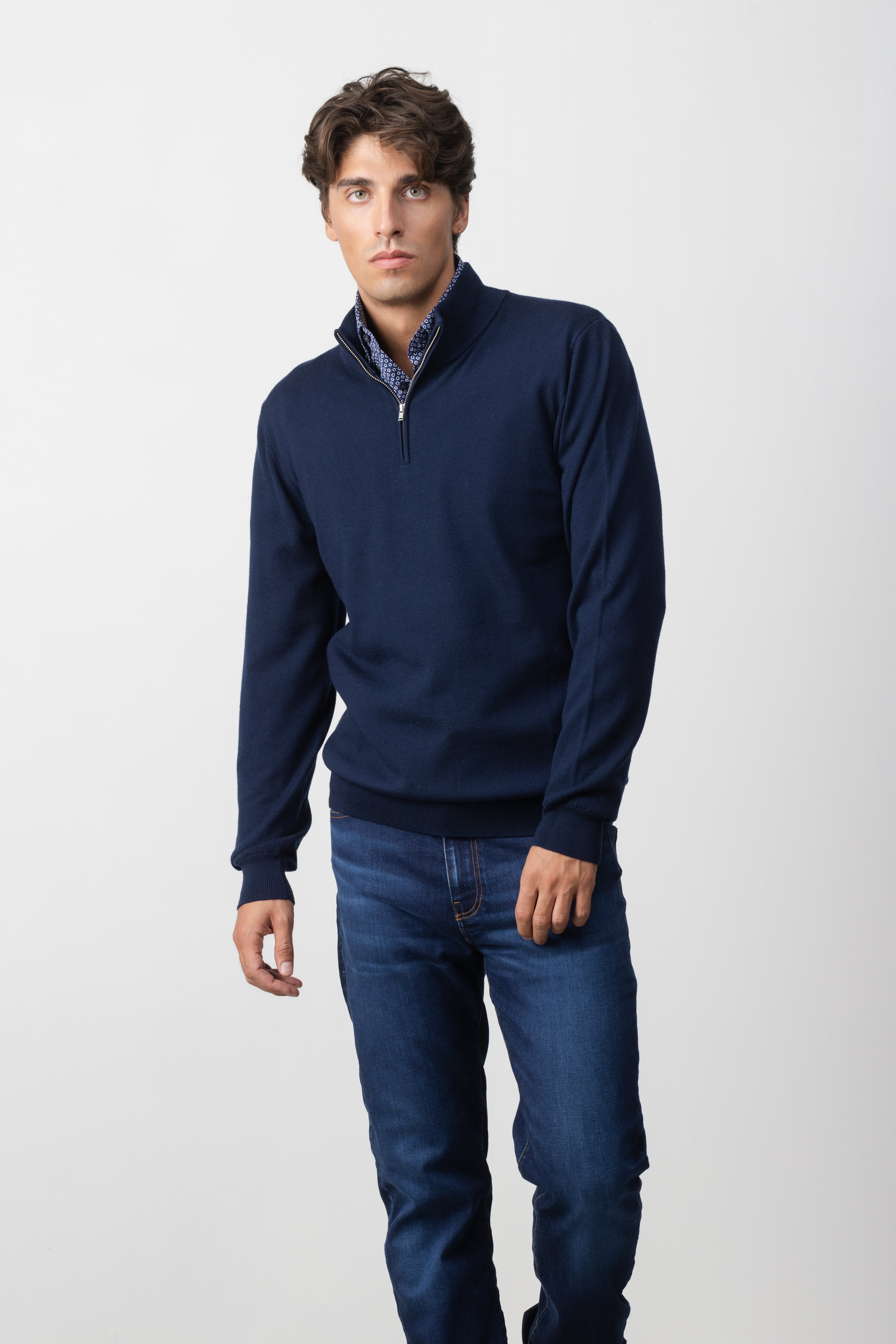 MERINO WOOL ZIP UP SWEATER